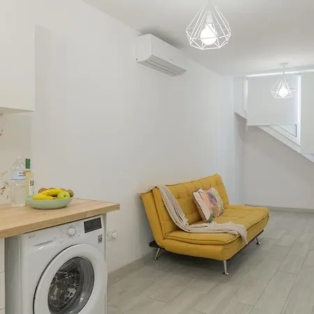Iki Yellow Los Gigantes Apartment *
